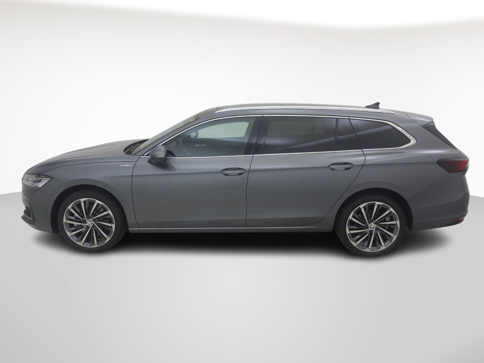 SKODA Superb 2.0 TDI L&K 4×4