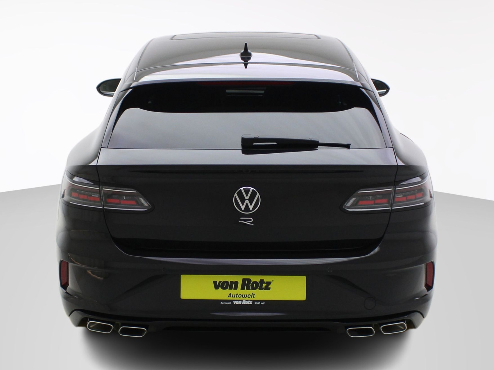 VW Arteon Shooting Brake 2.0 TSI DSG R 4Motion