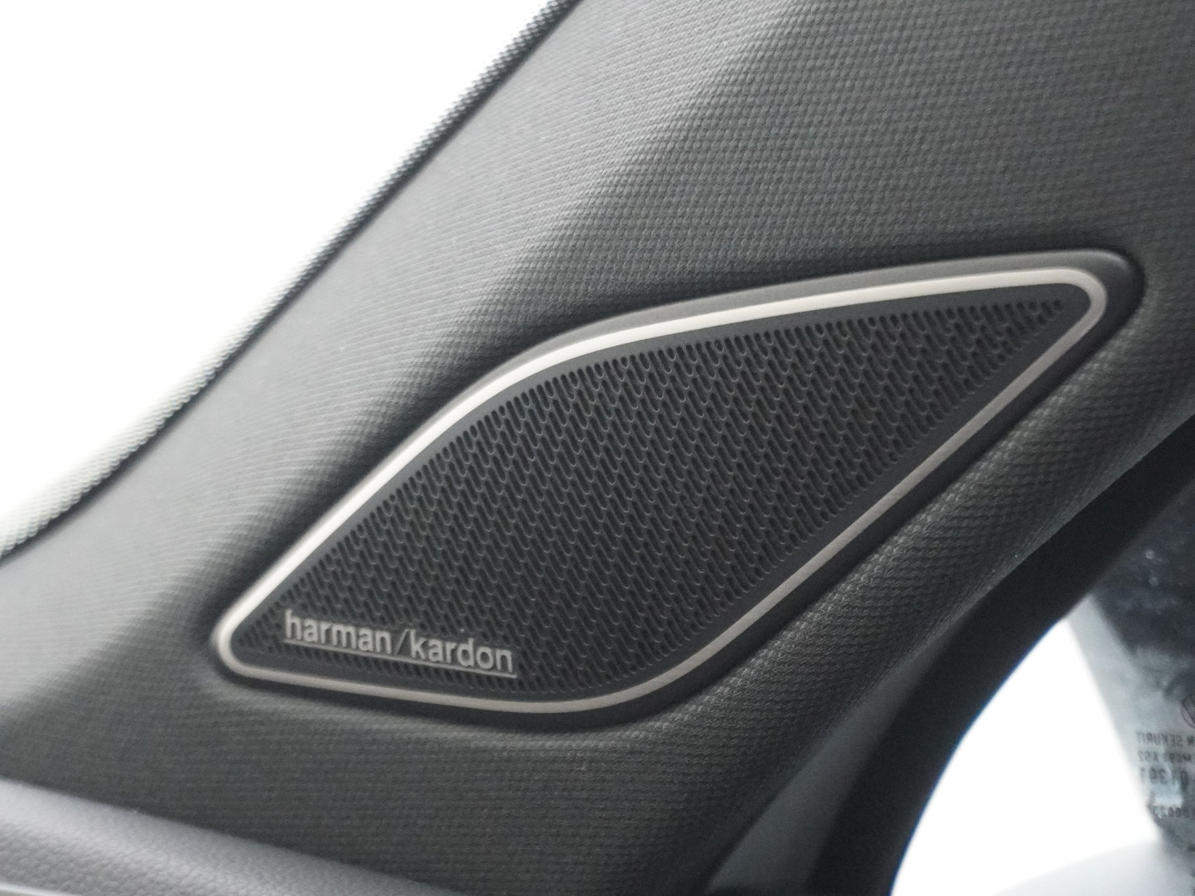 VW Golf VIII 1.5 eTSI R-Line DSG
