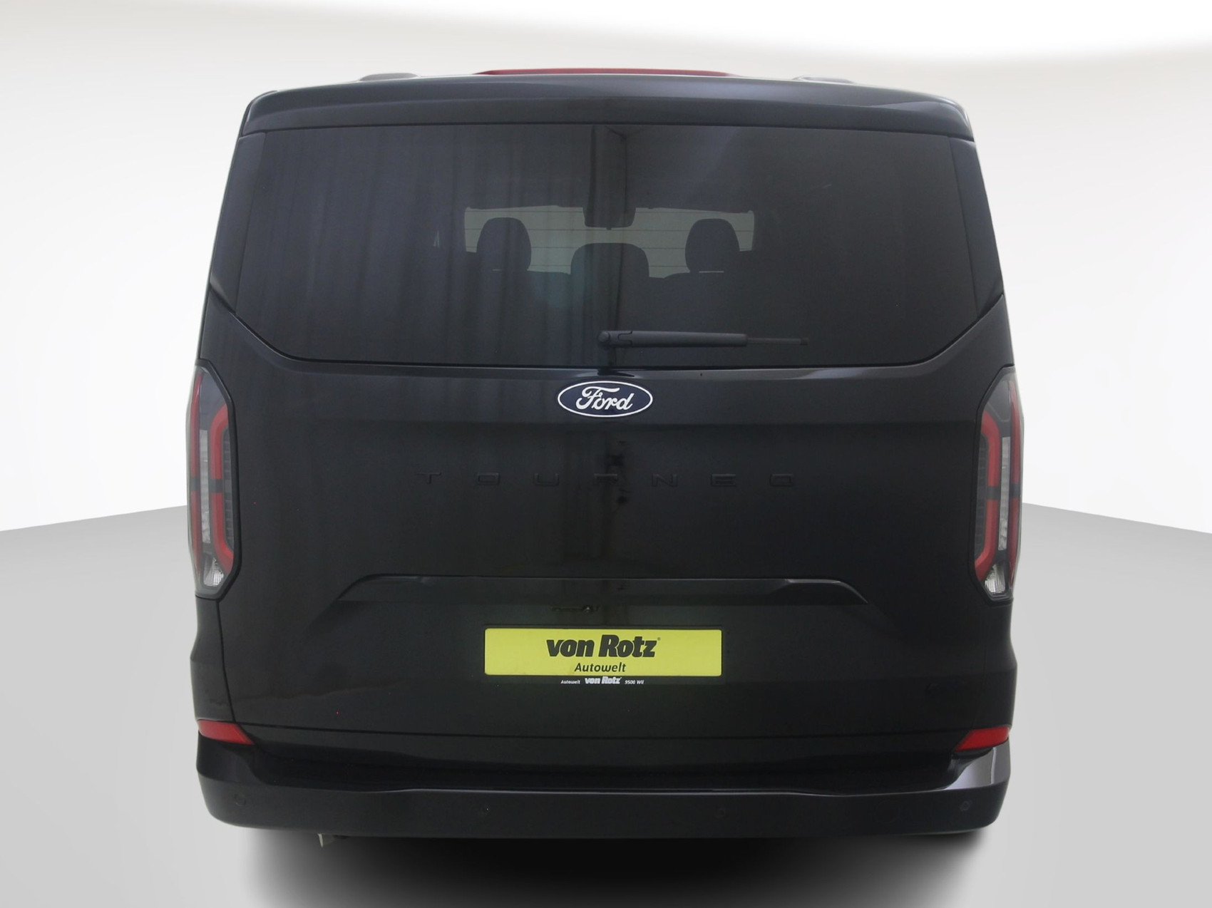 FORD Tourneo Custom 320 L1 2.0 TDCI Titanium X