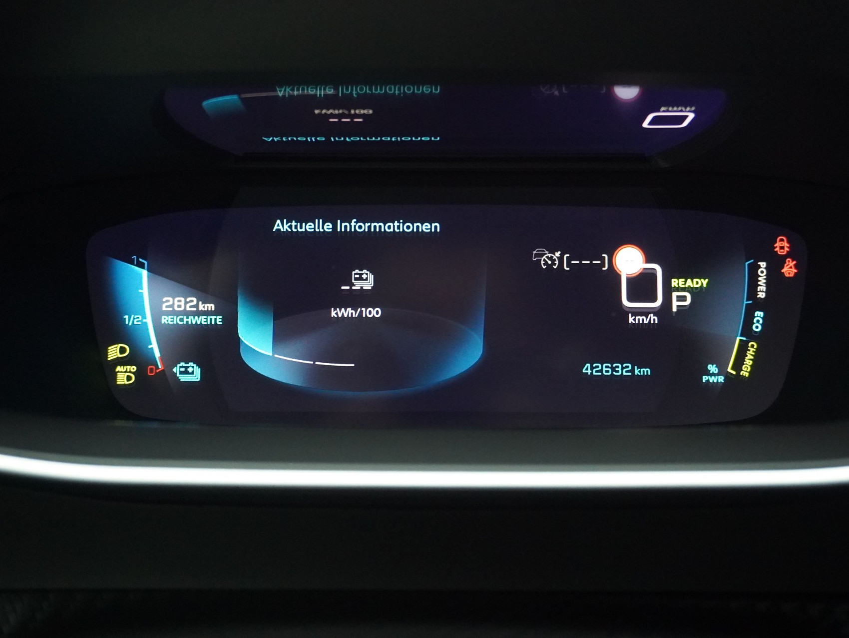 PEUGEOT 2008 e GT