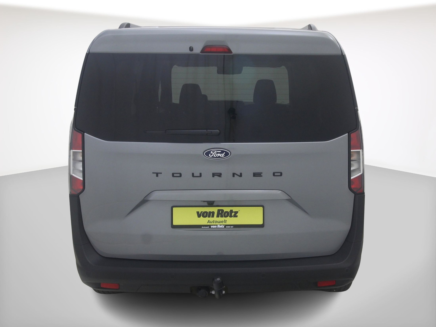 FORD Tourneo Courier 1.0 Ecoboost Titanium