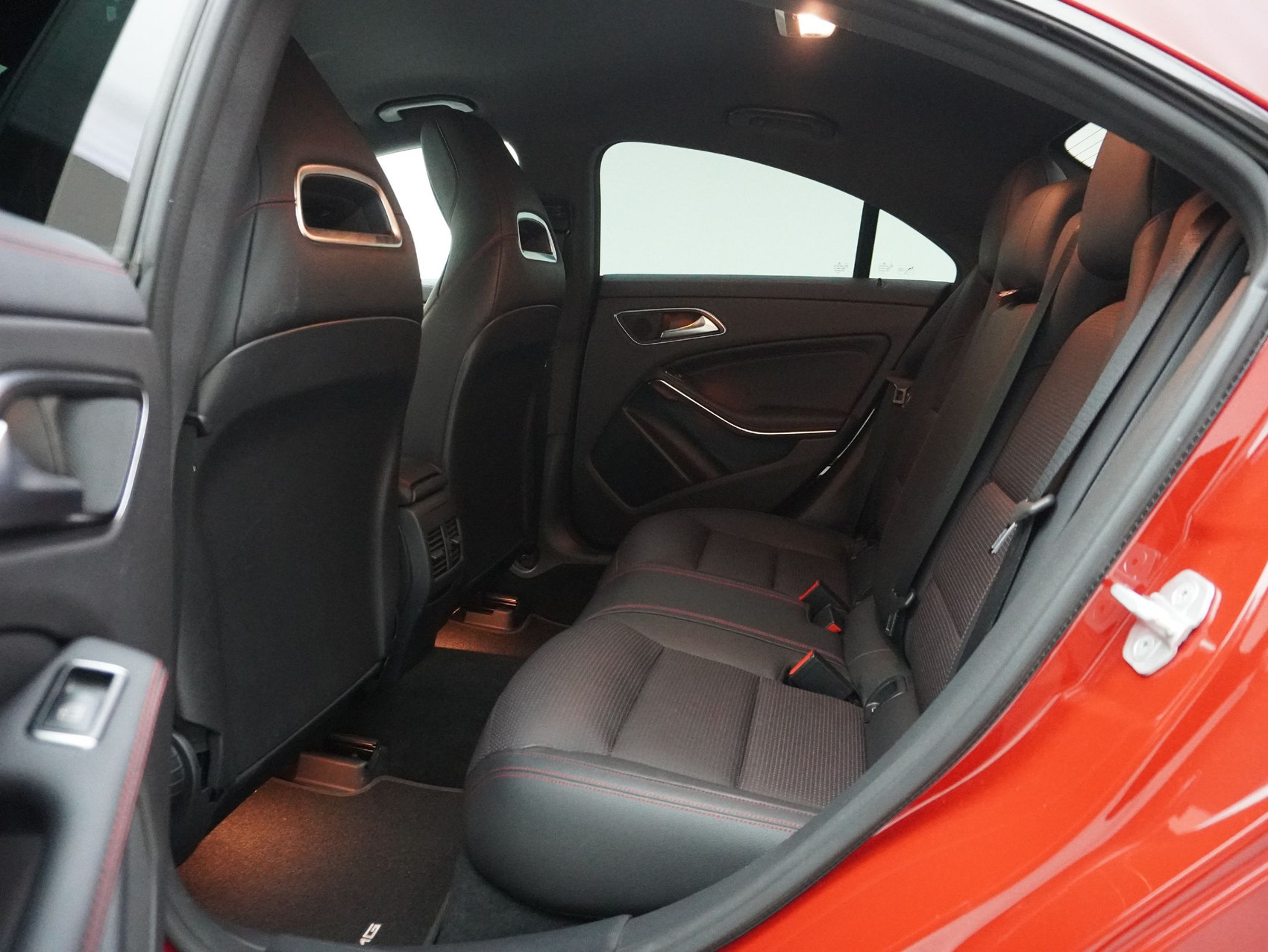 MERCEDES-BENZ CLA-Klasse CLA 250 AMG Line 4matic