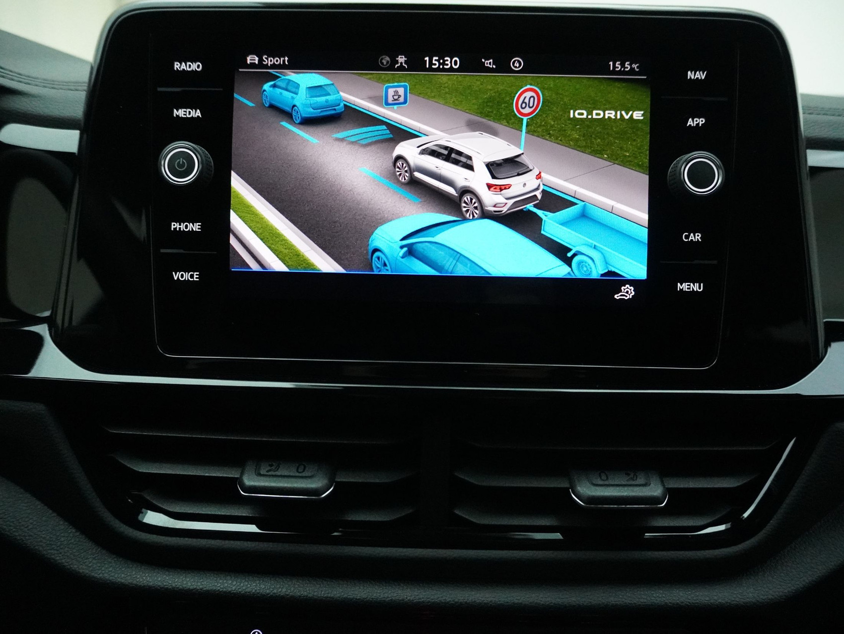 VW T-Roc 2.0 TSI DSG R-Line Black Style 4Motion **Anhängerkupplung und Panoramaglasdach**