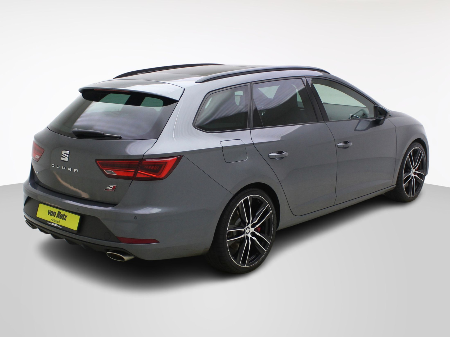 SEAT Leon ST 2.0 TSI DSG Cupra 4Drive