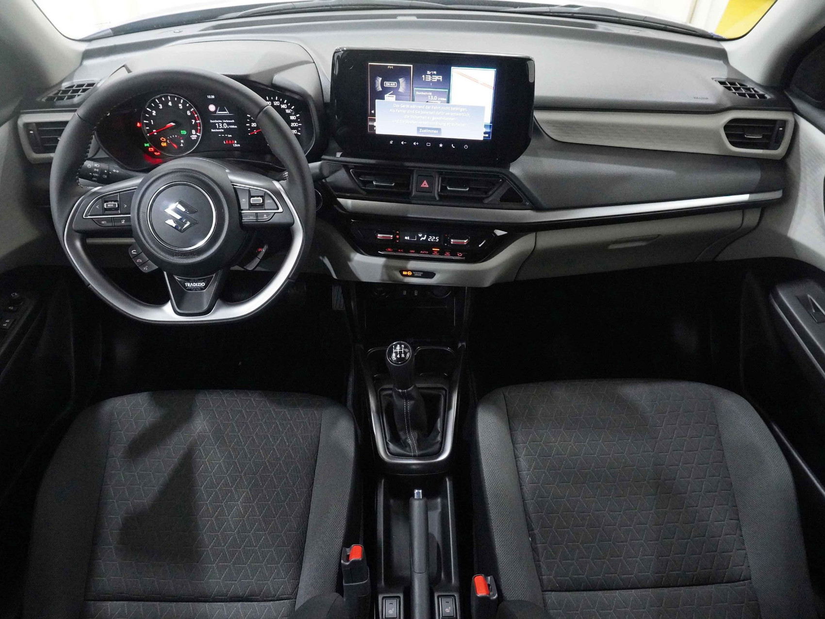 SUZUKI Swift 1.2 Tradizio Top Hybrid 4×4