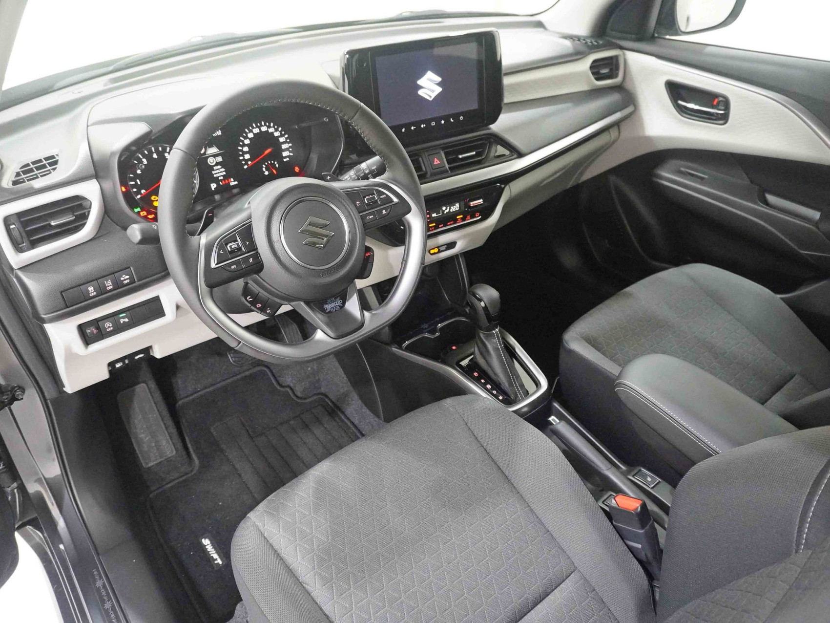 SUZUKI Swift 1.2 Tradizio Top Hybrid