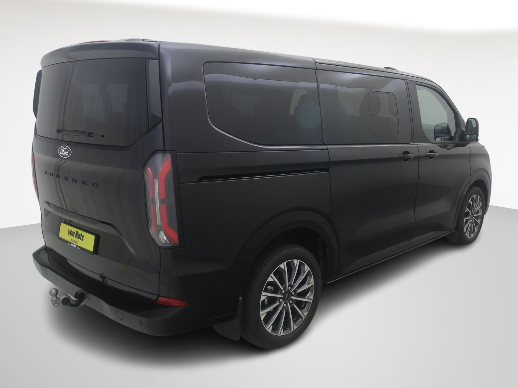 FORD Tourneo Custom 320 L1 2.0 TDCI Titanium X