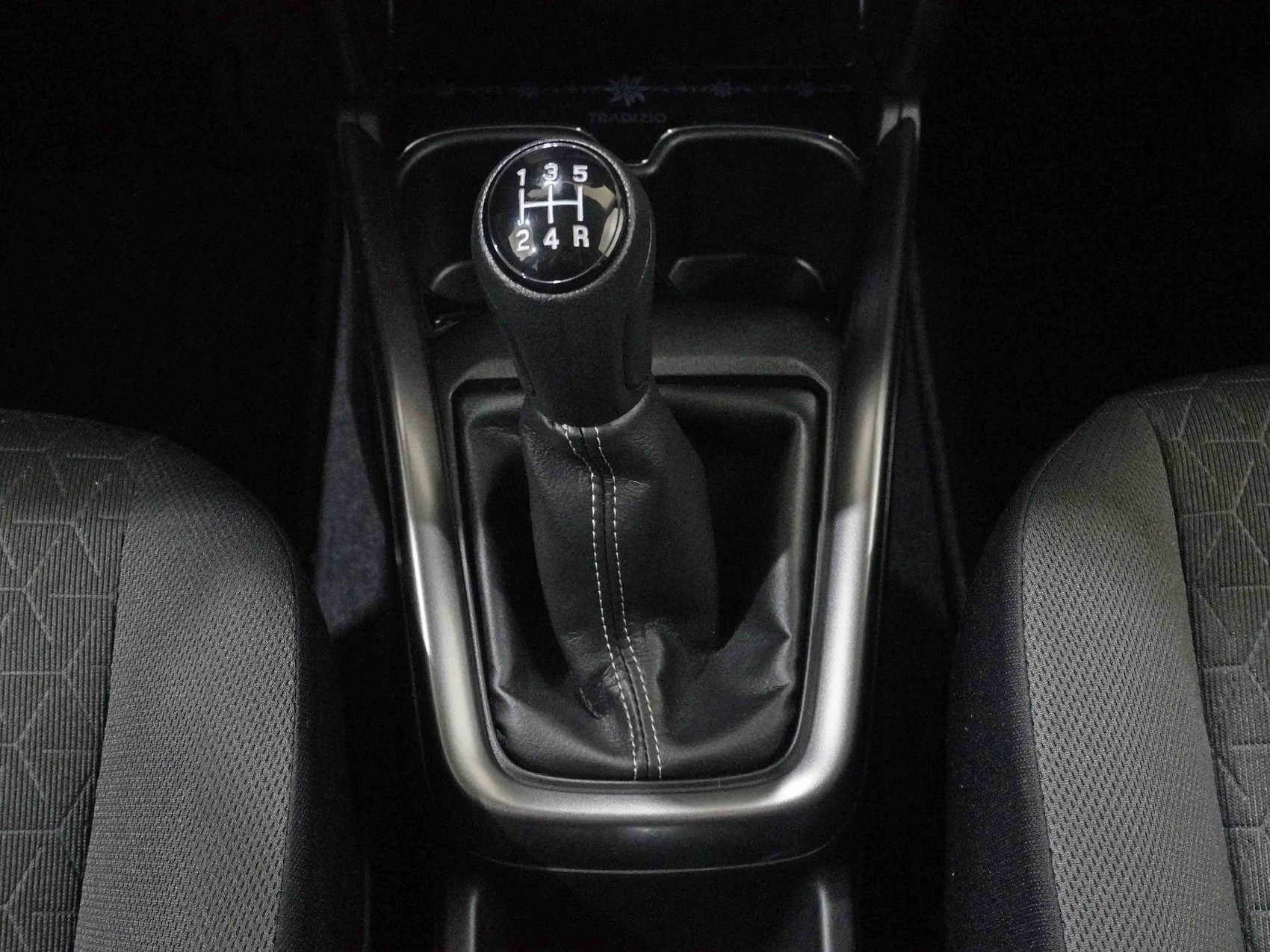 SUZUKI Swift 1.2 Tradizio Top Hybrid 4×4