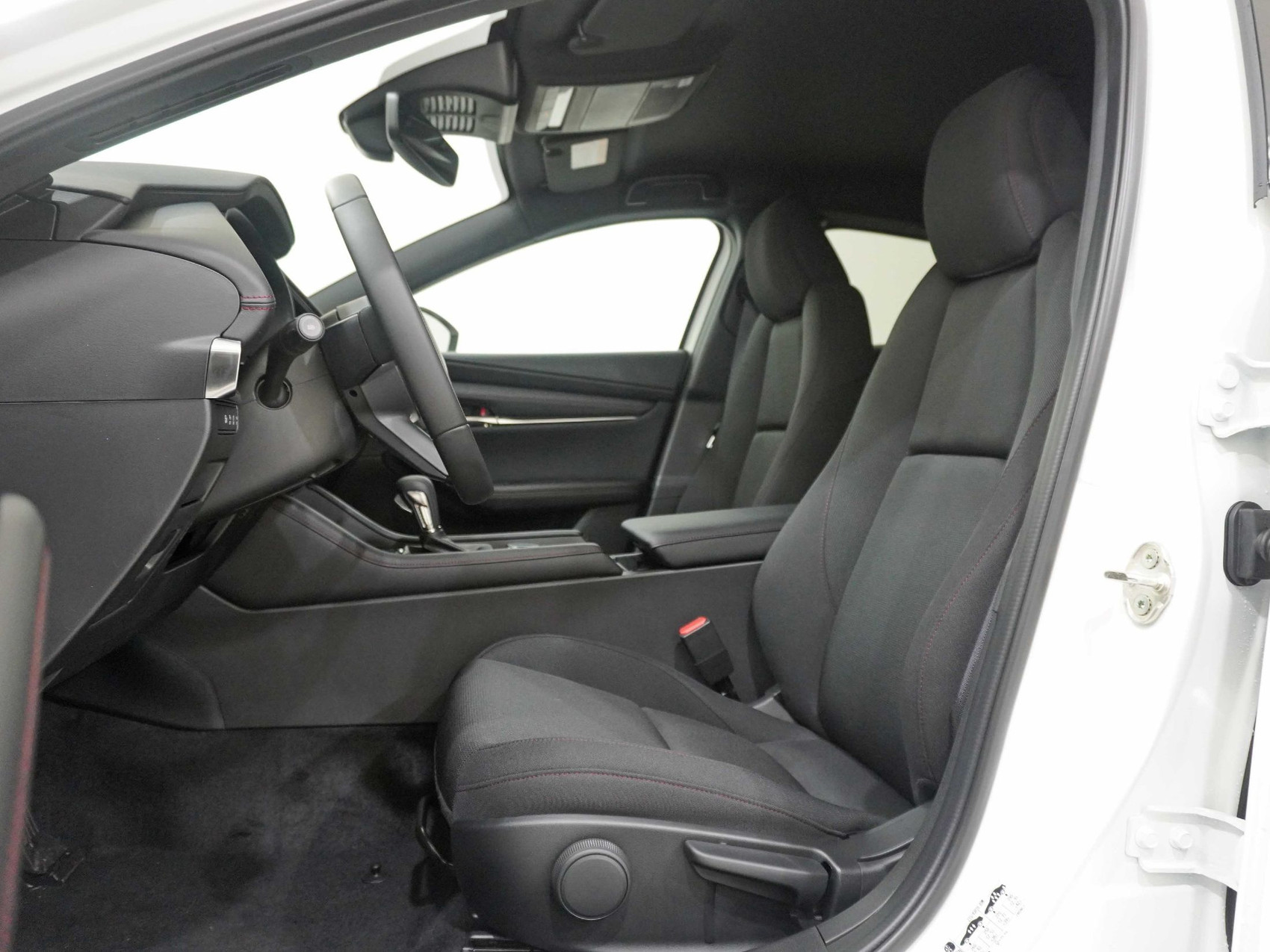 MAZDA 3 Hatchback 2.0 186 Homura AWD verfügbar ab 08.2025