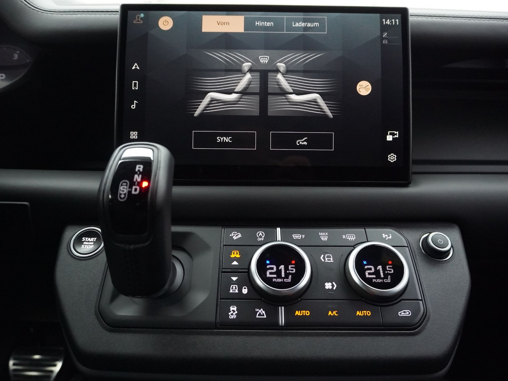 LAND ROVER Defender X Ingenium