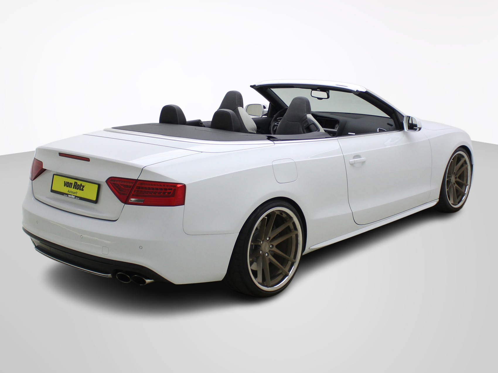 AUDI S5 Cabriolet 3.0 V6 TFSI quattro S-Tronic ** Projekt-Angebot **