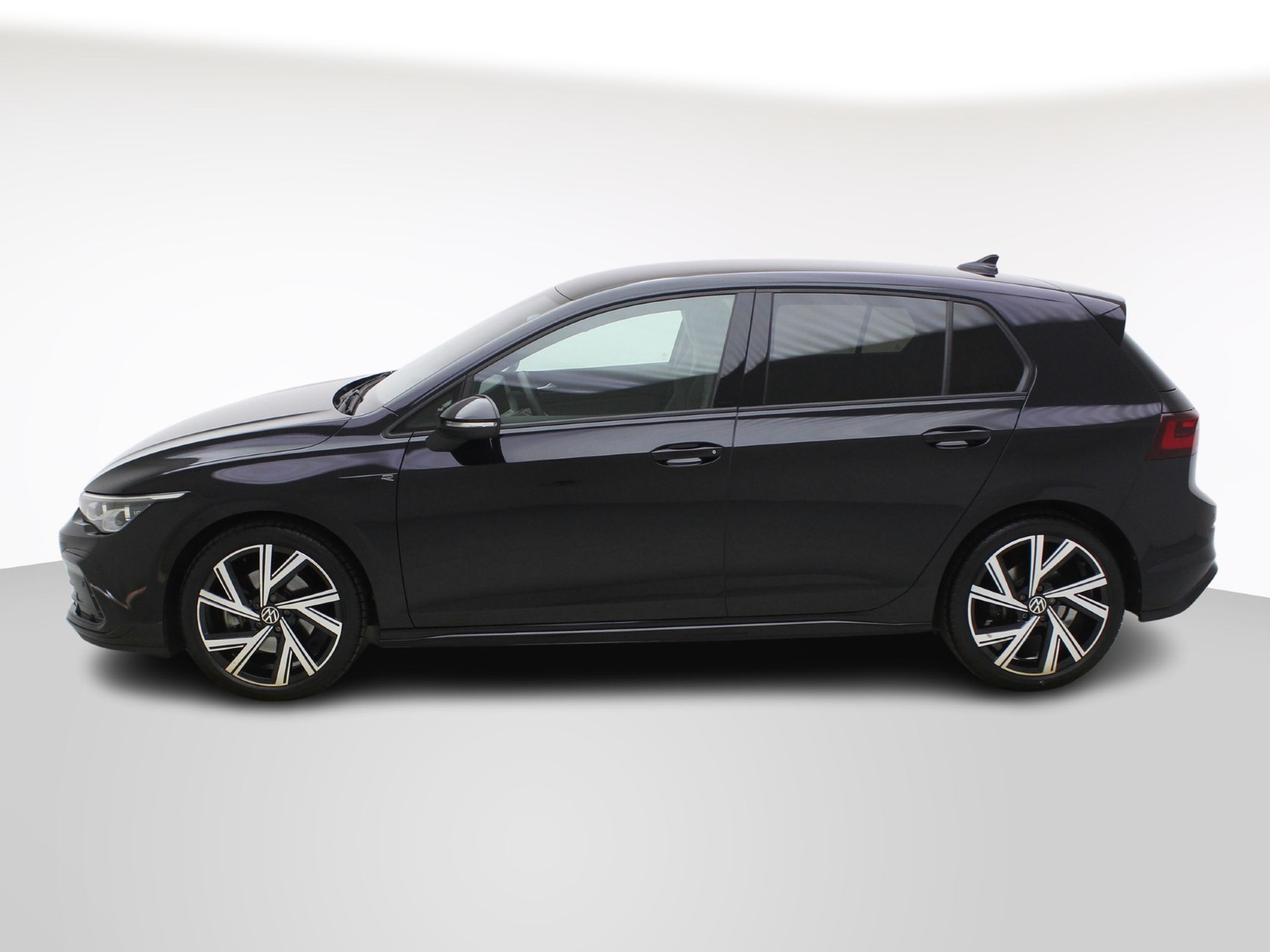 VW Golf 8 2.0 TSI DSG R-Line Black Style 4Motion