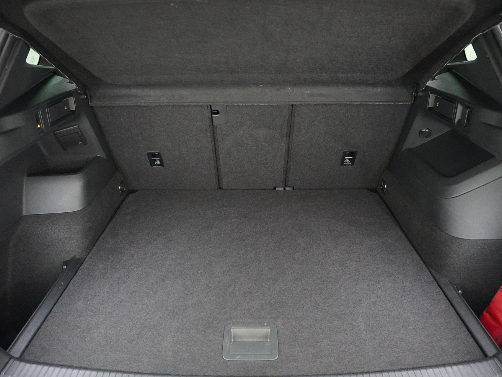 VW Tiguan 2.0 TDI DSG R-Line Black Style 4Motion