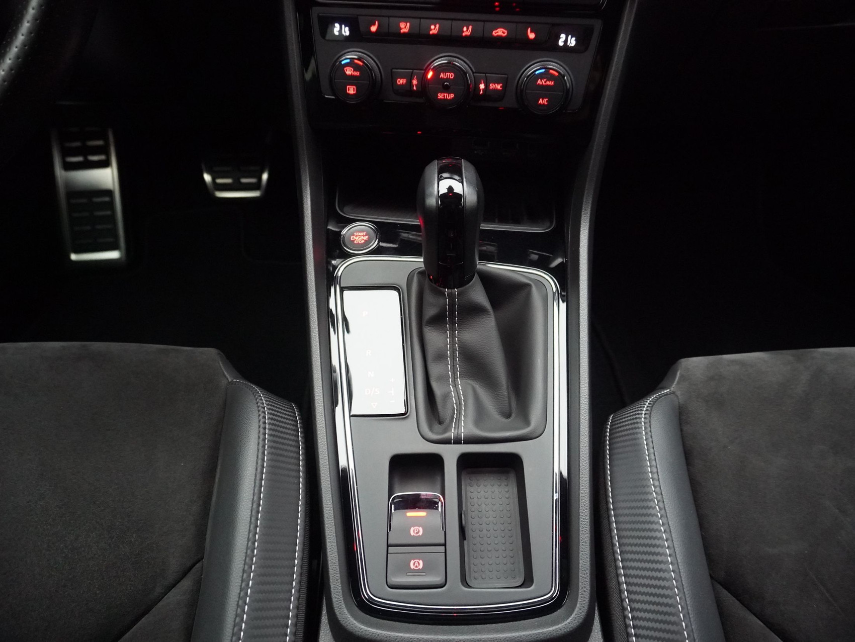 SEAT Leon ST TSI DSG 300-Cupra 4Drive