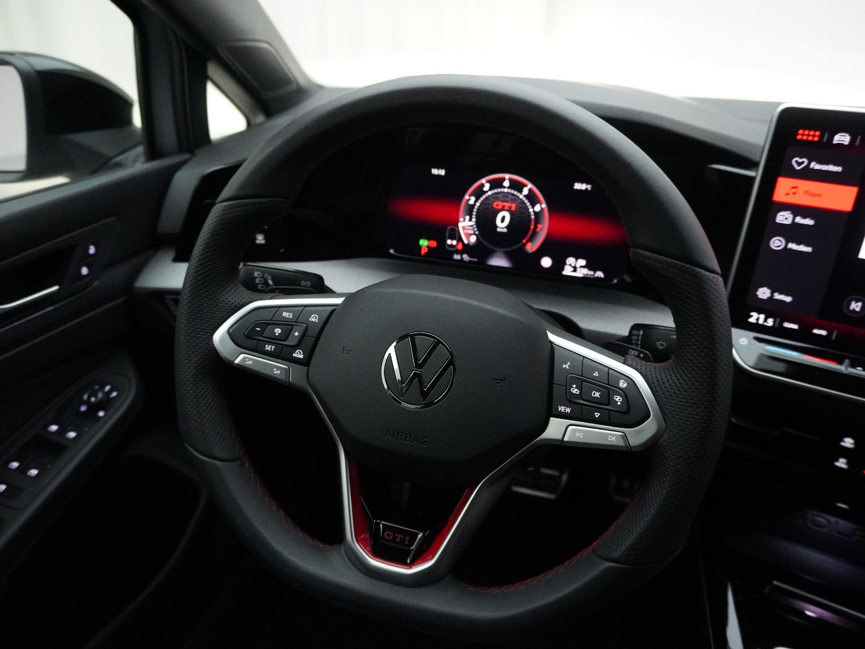 VW Golf 8.5 2.0 TSI DSG GTI Black Style (2025)
