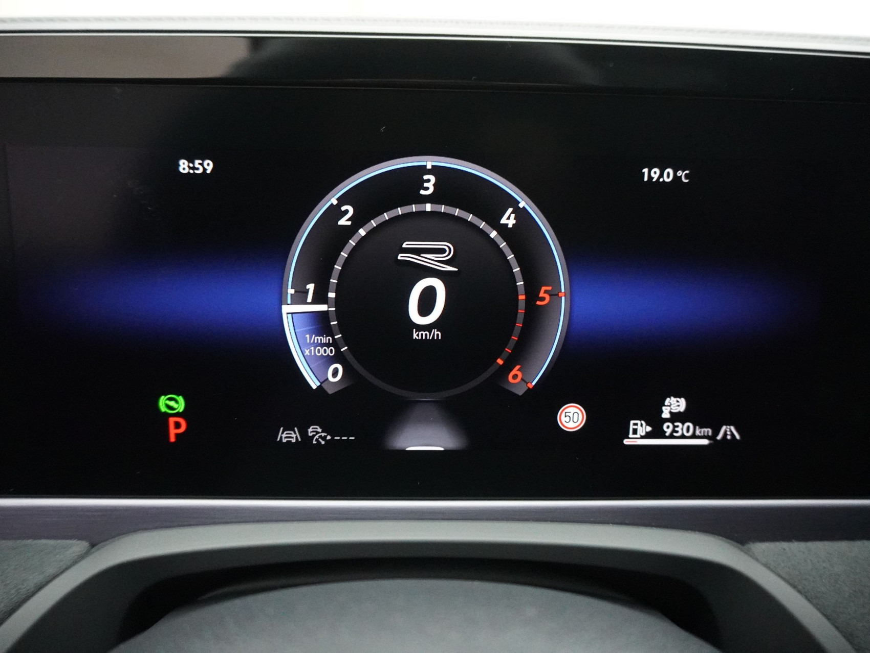 VW Passat Variant 2.0 TDI DSG R-Line 4Motion **R-Line Signature**