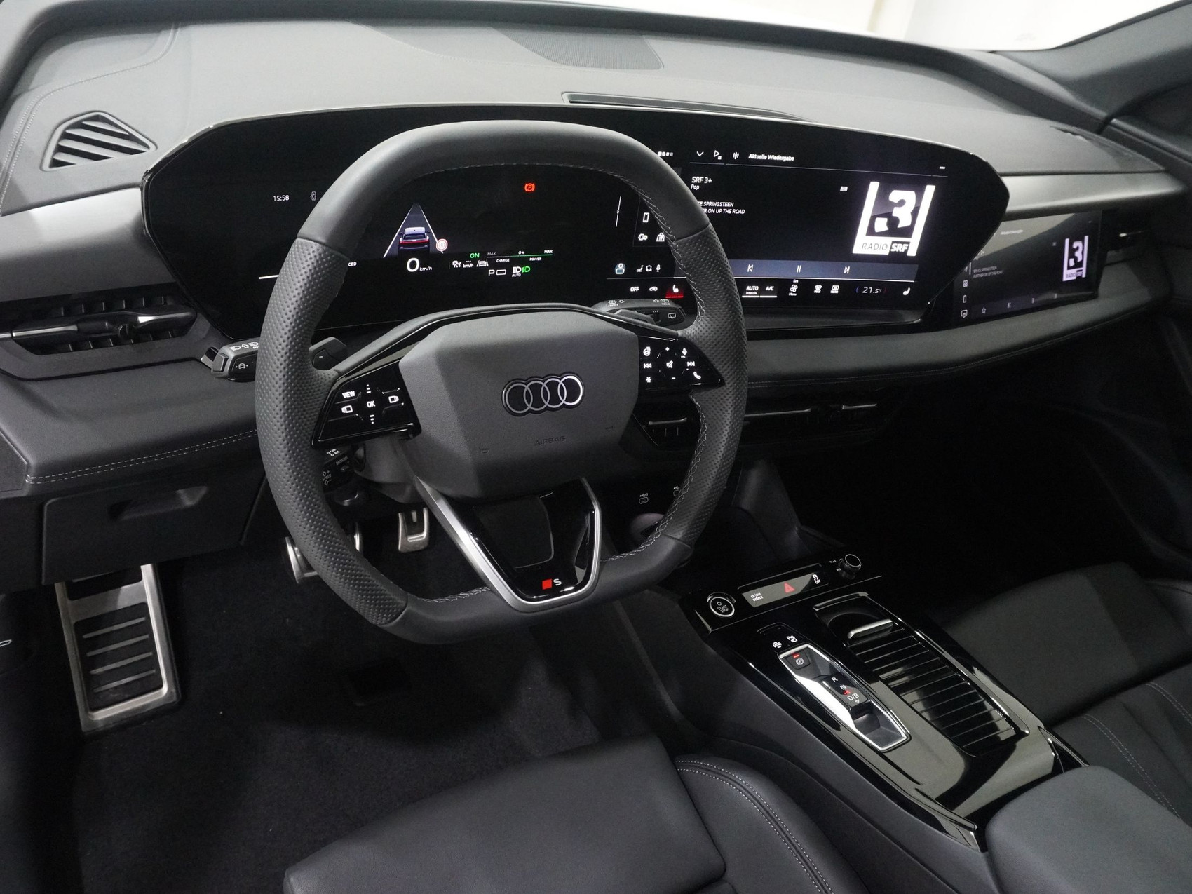 AUDI Q6 e-tron quattro S line