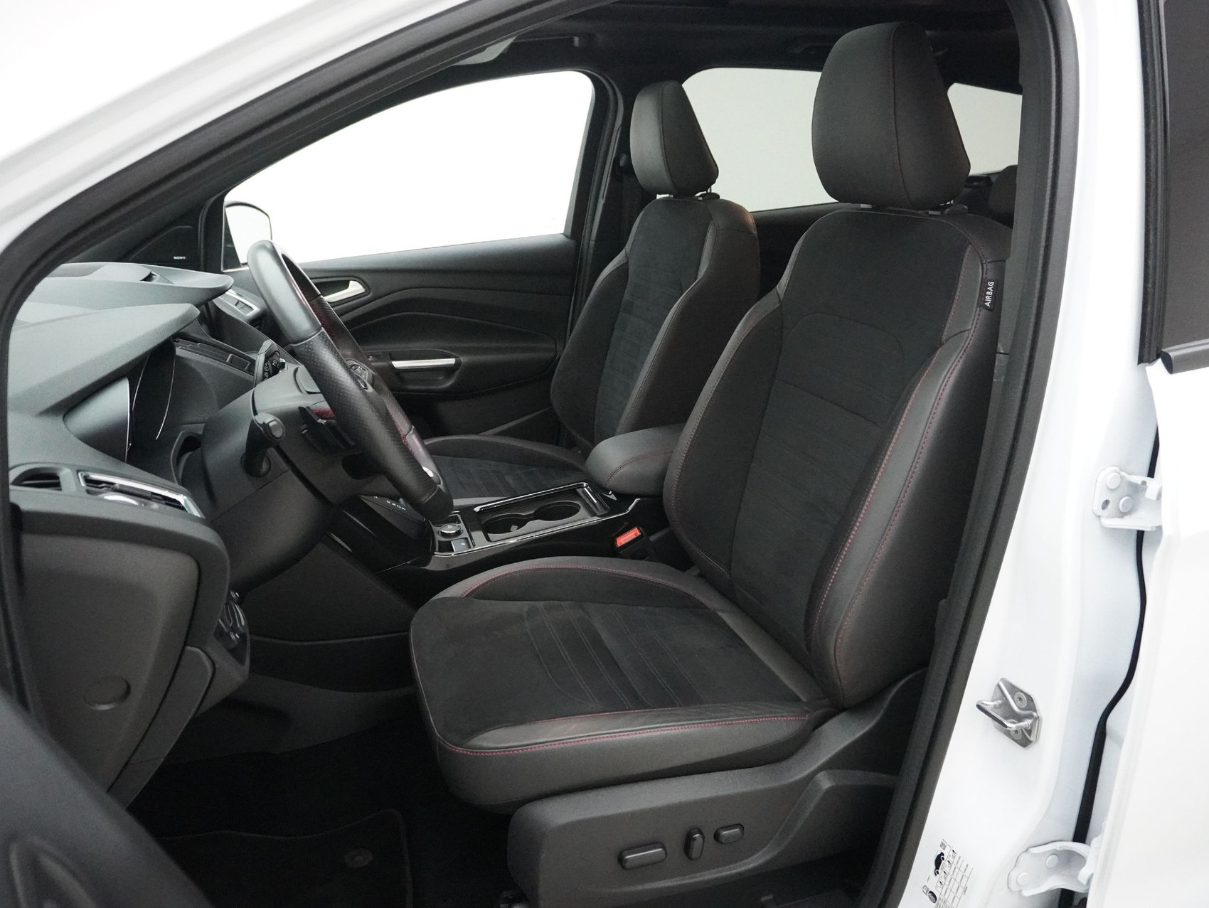 FORD Kuga 2.0 TDCi ST-Line