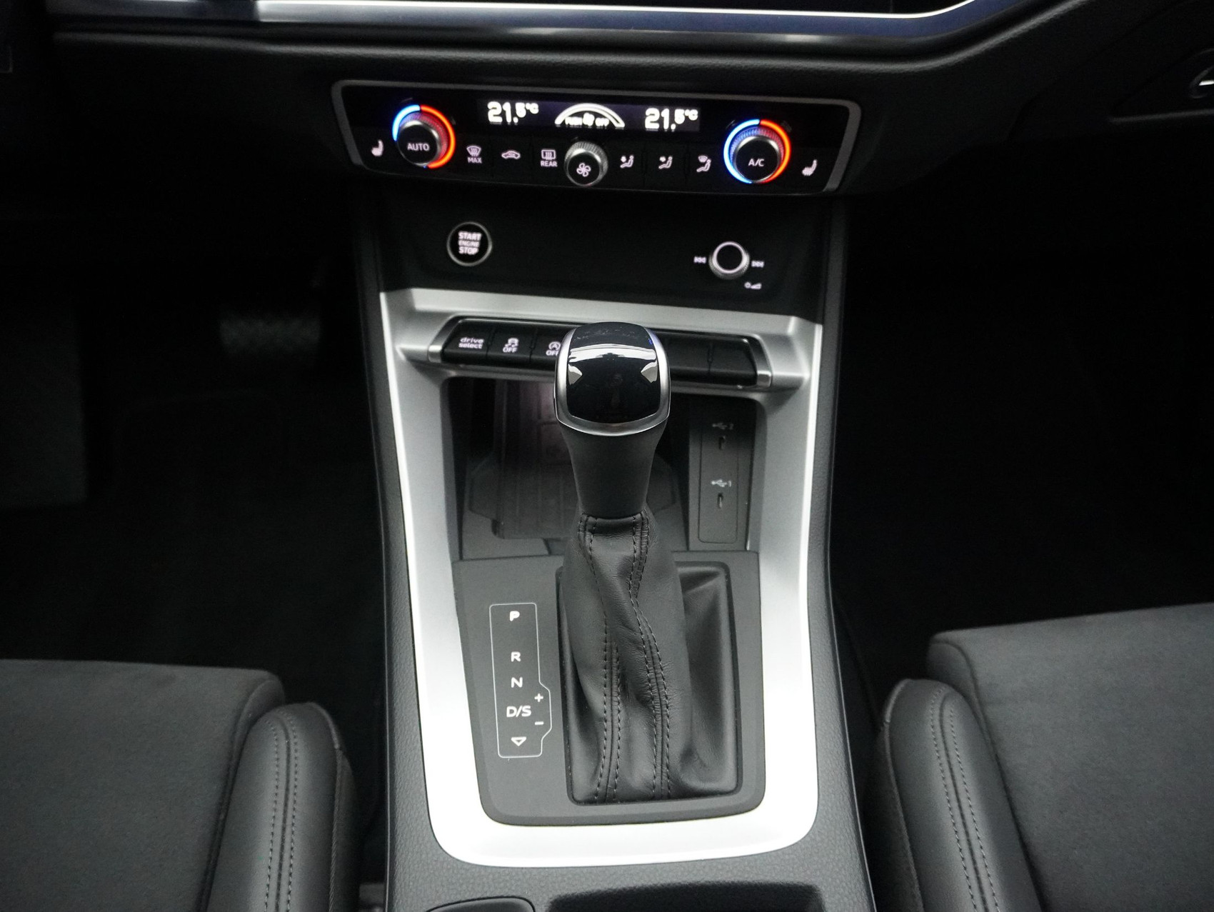 AUDI Q3 Sportback 40 TFSI S line quattro S-Tronic **Audi Garantie bis 07.2029**
