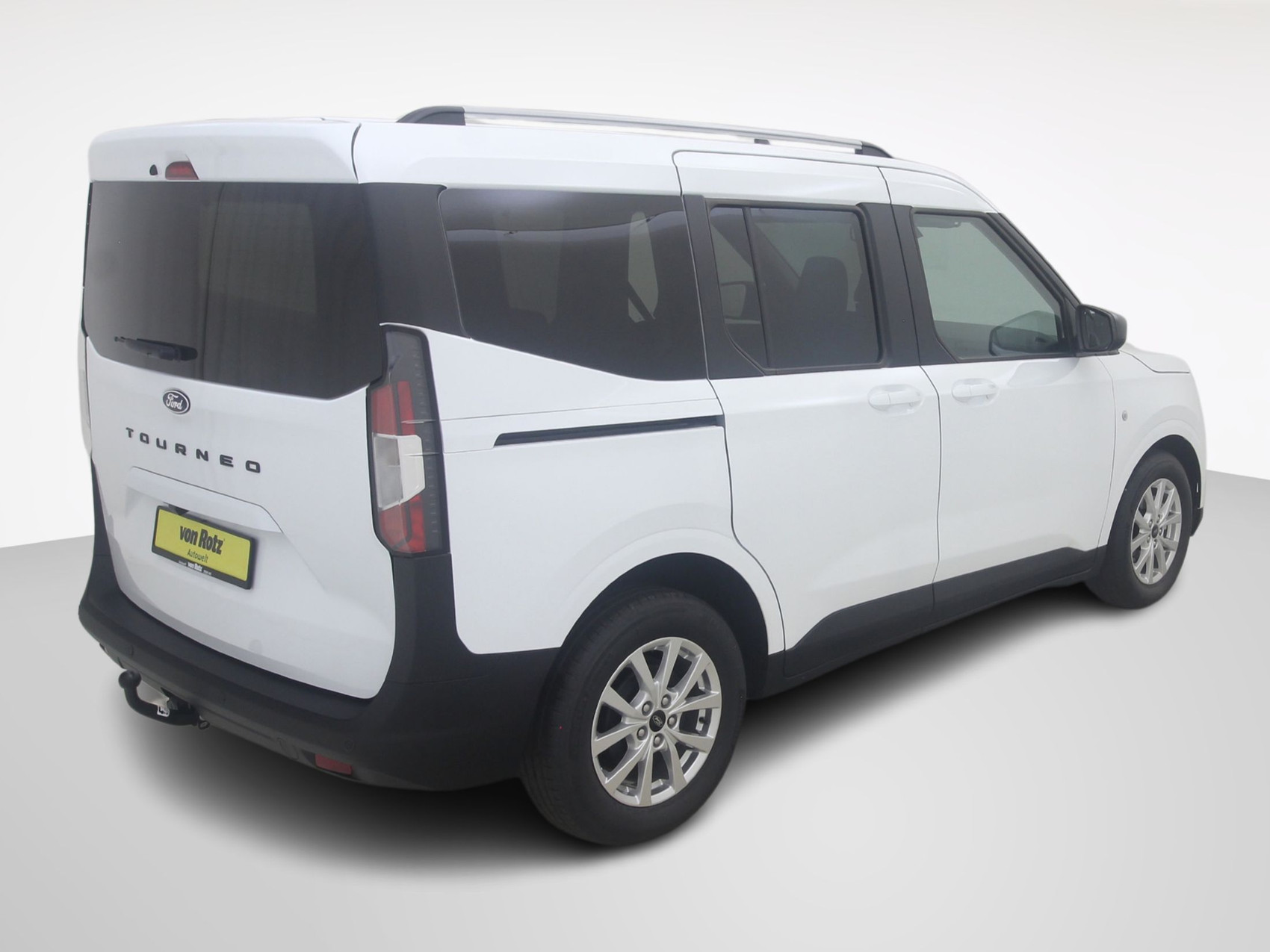 FORD Tourneo Courier 1.0 Ecoboost Titanium