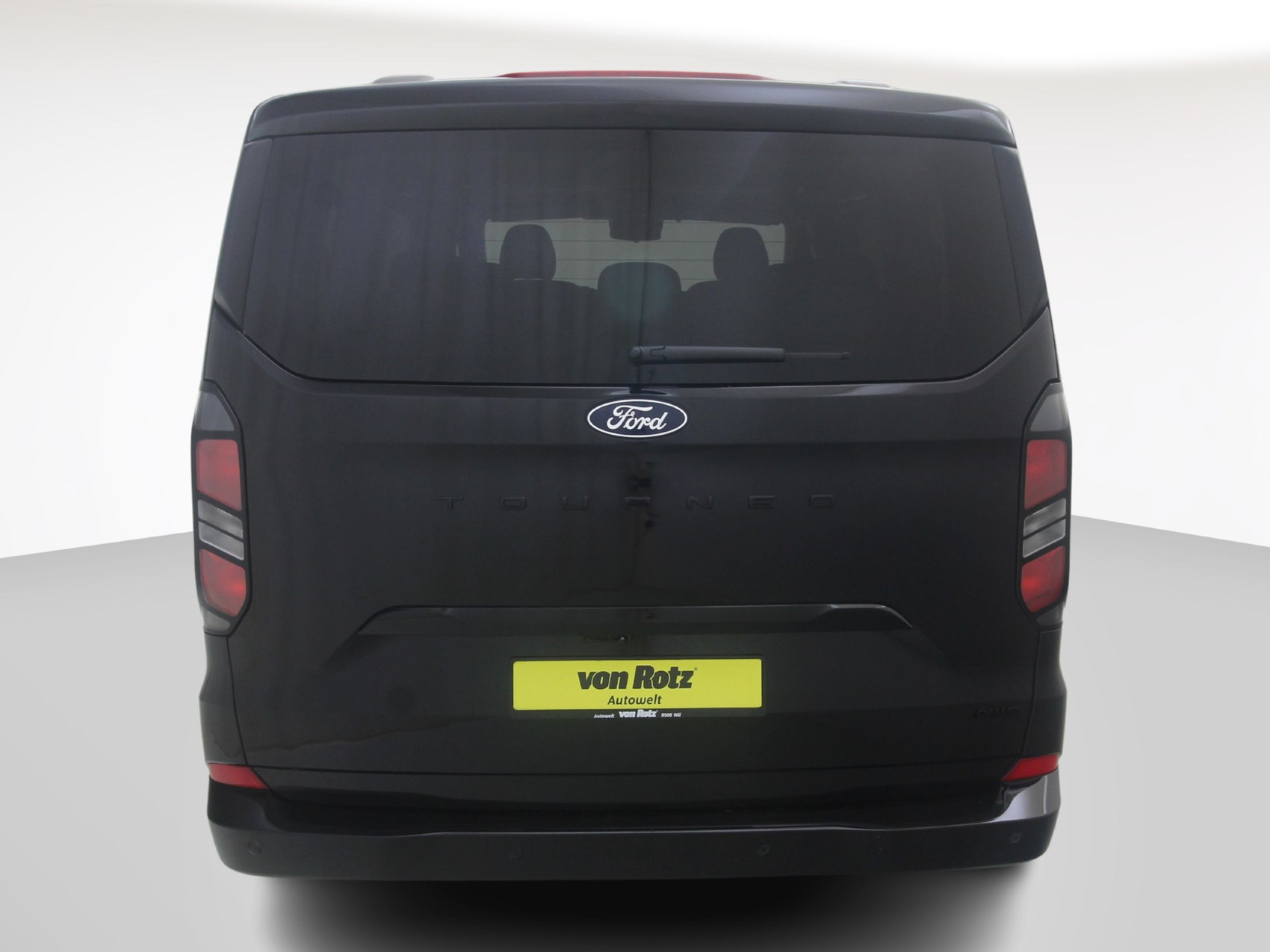 FORD Tourneo Custom 320 L1 2.0 TDCI 4×4 Titanium