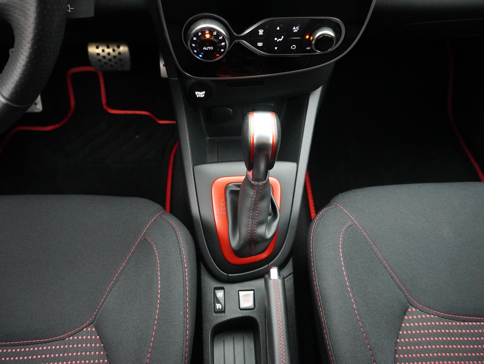 RENAULT Clio Sport 1.6 T RS Trophy
