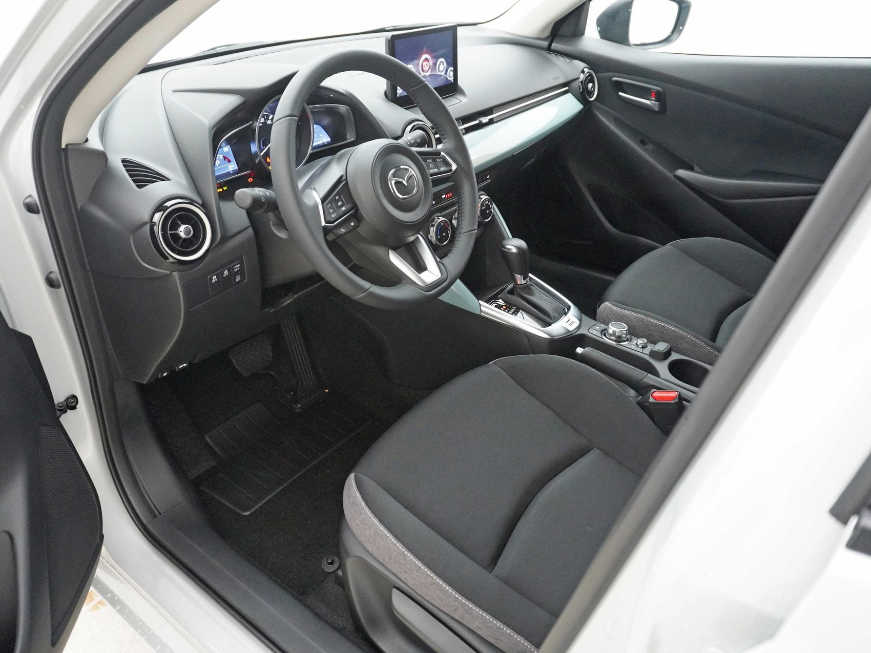 MAZDA 2 1.5 90 Exclusive-Line