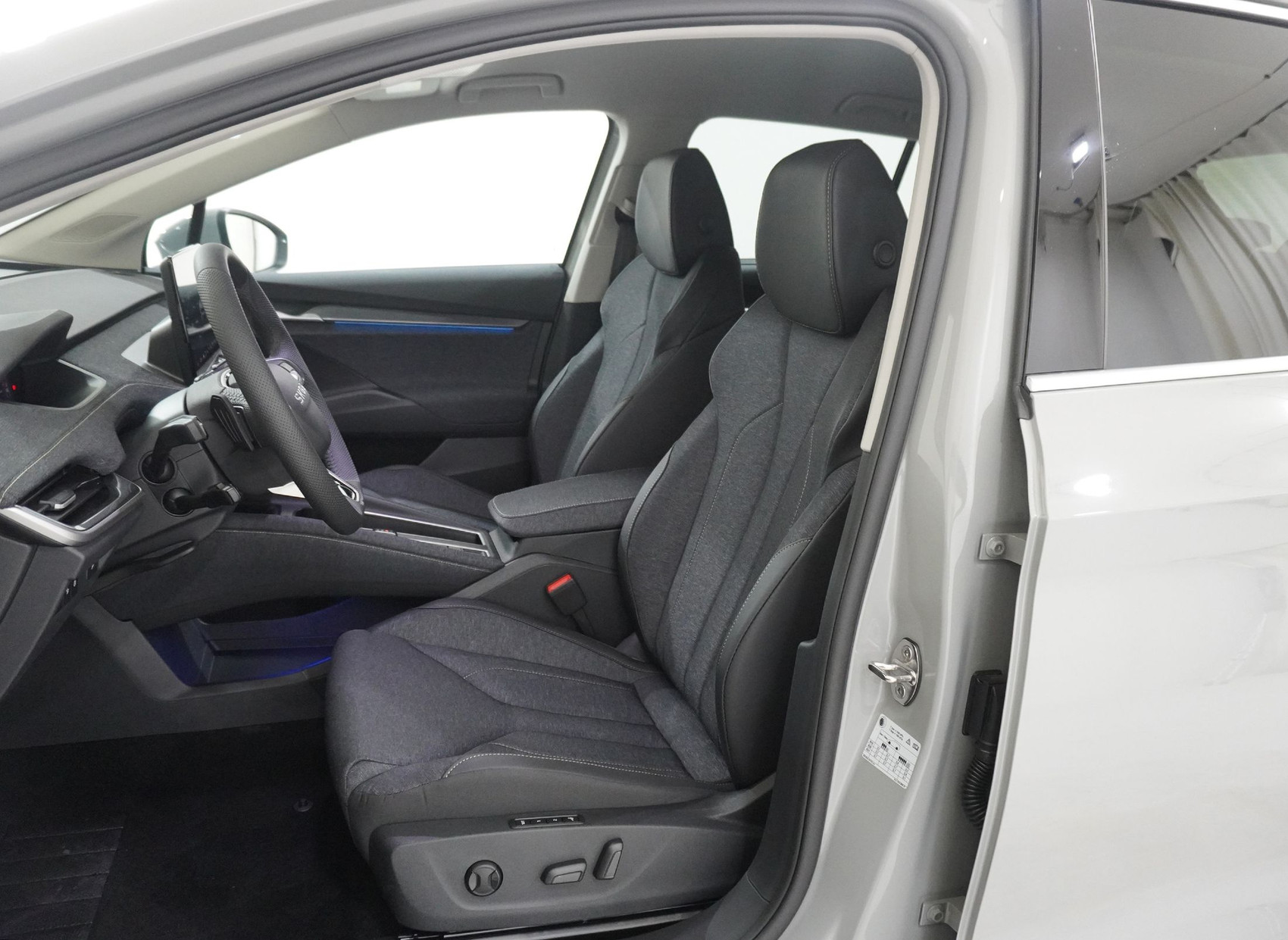 SKODA Elroq 85 Loft Advanced