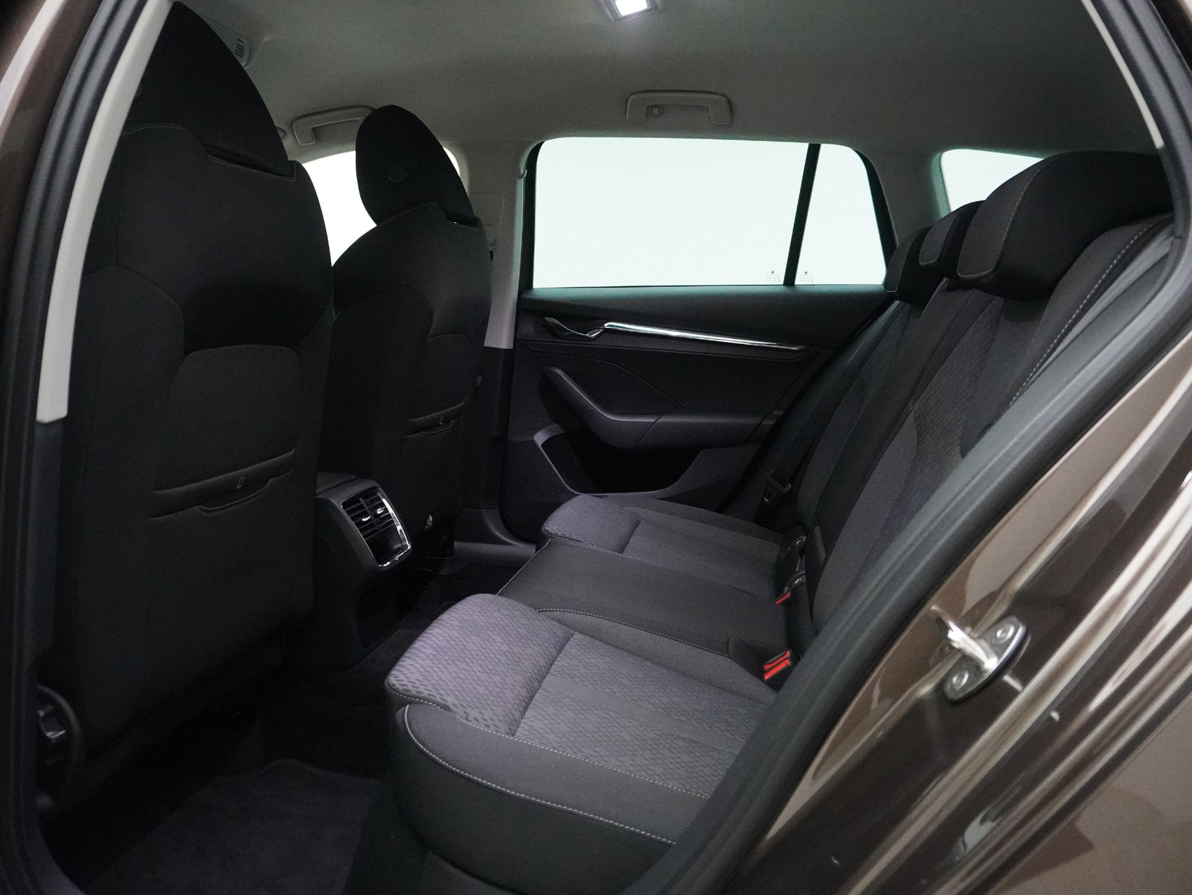 SKODA Octavia Combi 2.0 TDI DSG Style