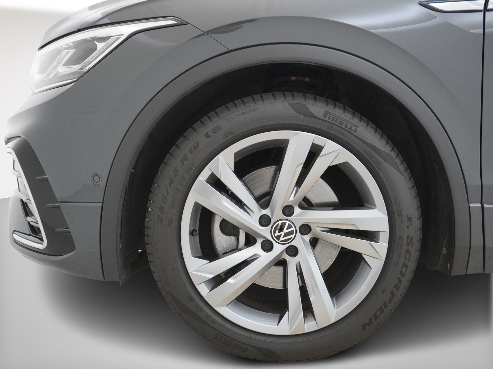 VW Tiguan 2.0 TDI DSG R-Line 4Motion
