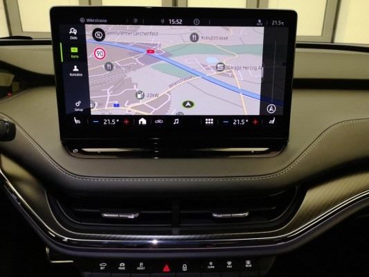 SKODA Enyaq iV 80x Sport Line