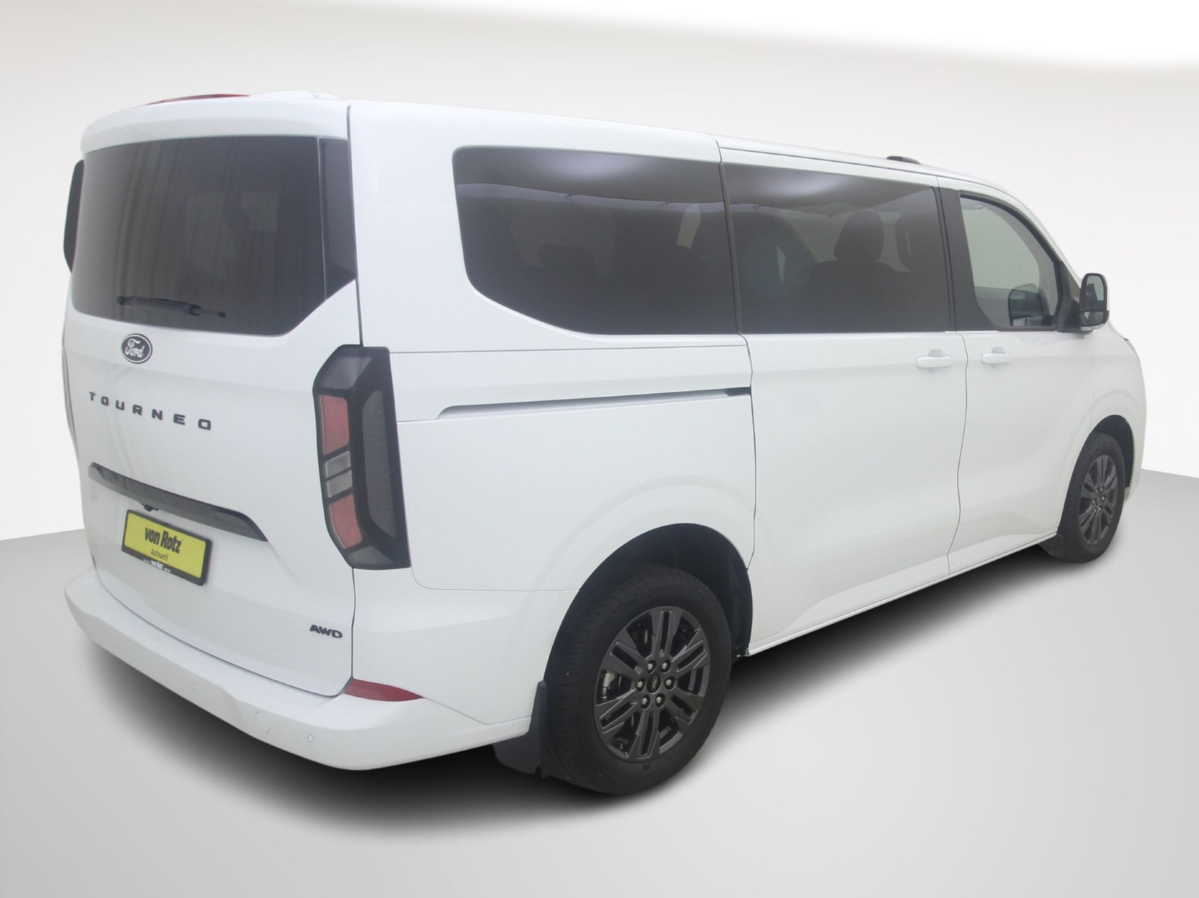 FORD Tourneo Custom 320 L1 2.0 TDCI 4×4 Titanium