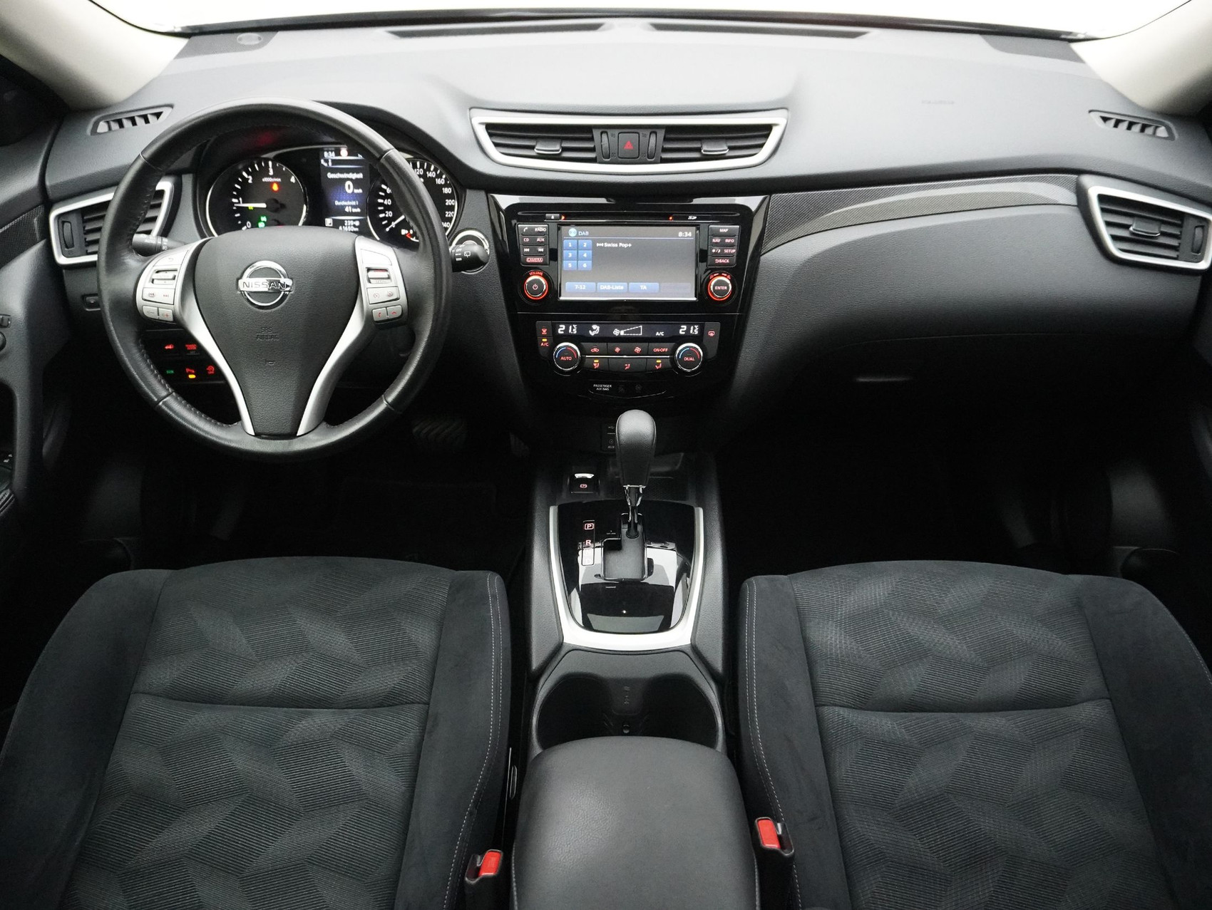 NISSAN X-Trail 2.0 dCi N-Vision 4×4