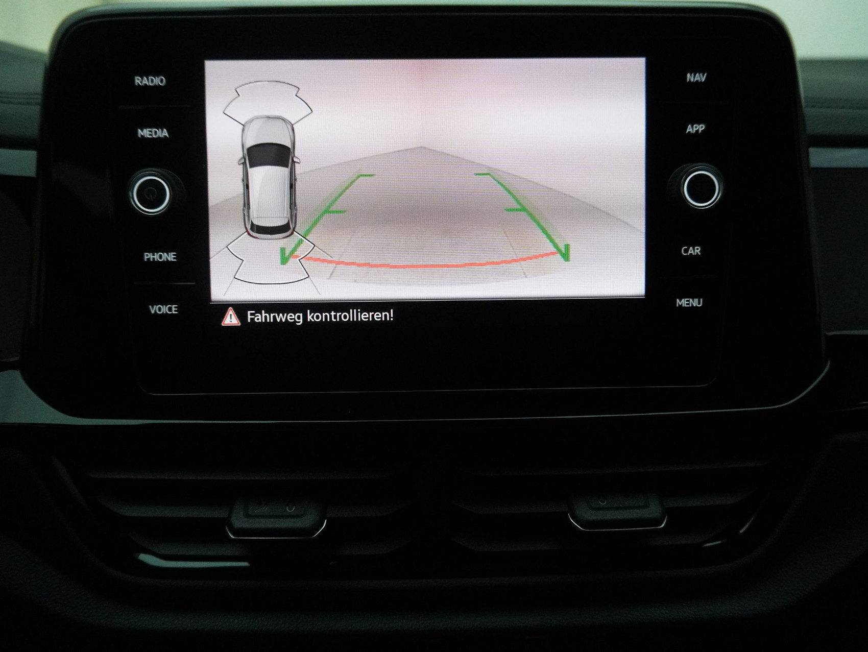 VW T-Roc 2.0 TSI DSG R Black Style 4Motion **Anhängerkupplung und Panoramaglasdach**