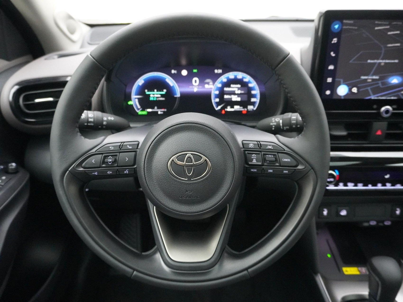 TOYOTA Yaris Cross 1.5 VVT-i HSD Premium AWD-i