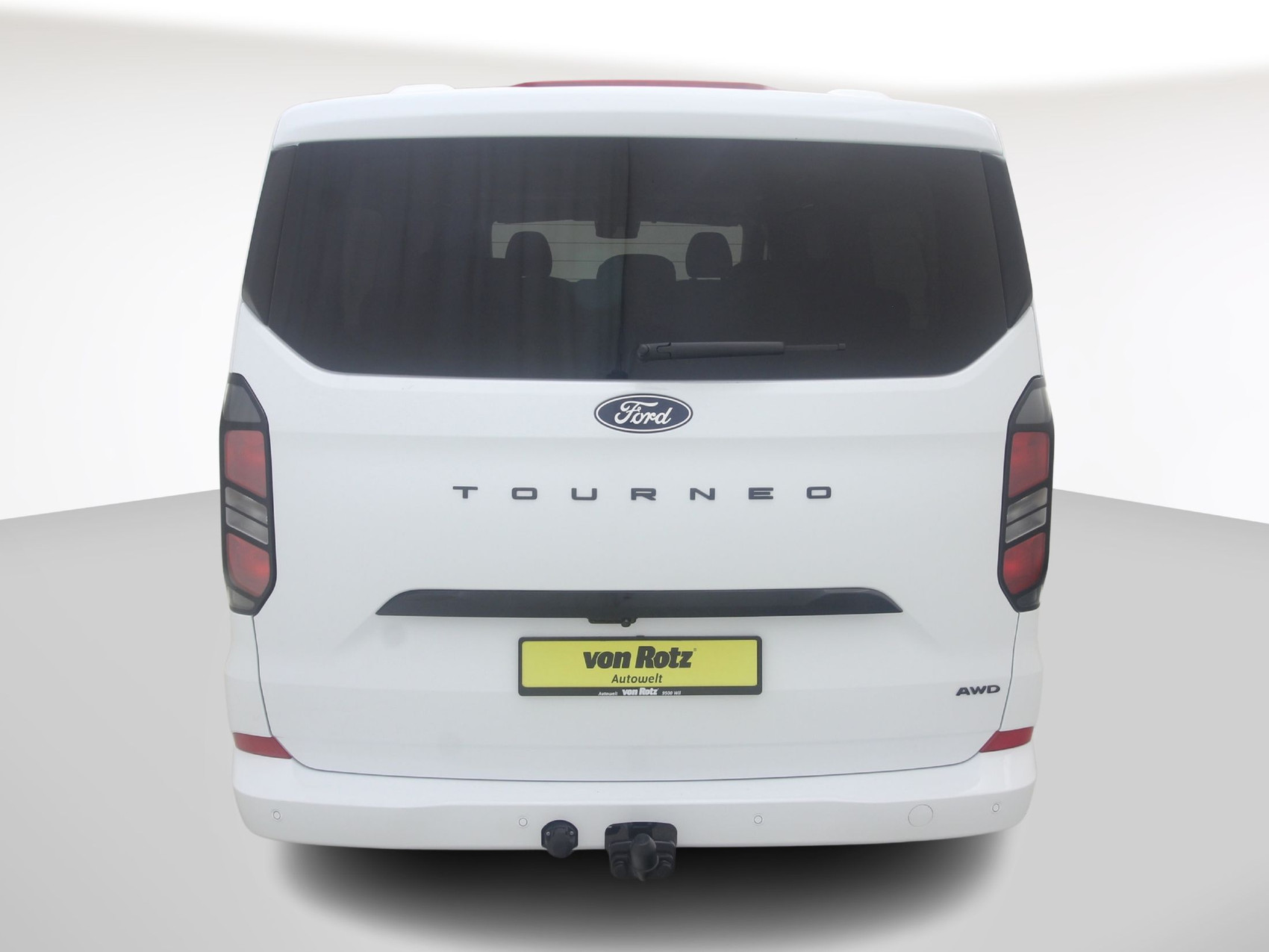 FORD Tourneo Custom 320 L2 2.0 TDCI 4×4 Titanium