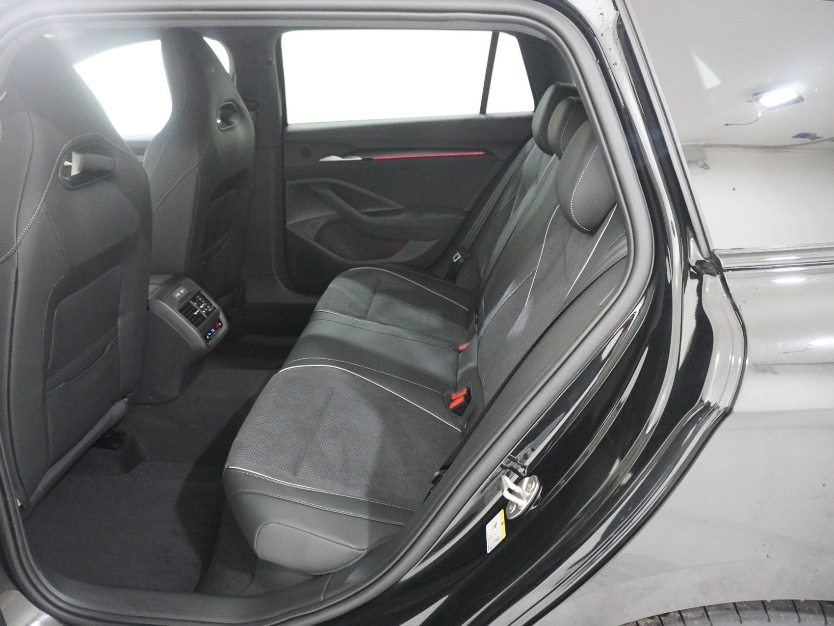 SKODA Superb 2.0 TSI Sportline 4×4 DSG
